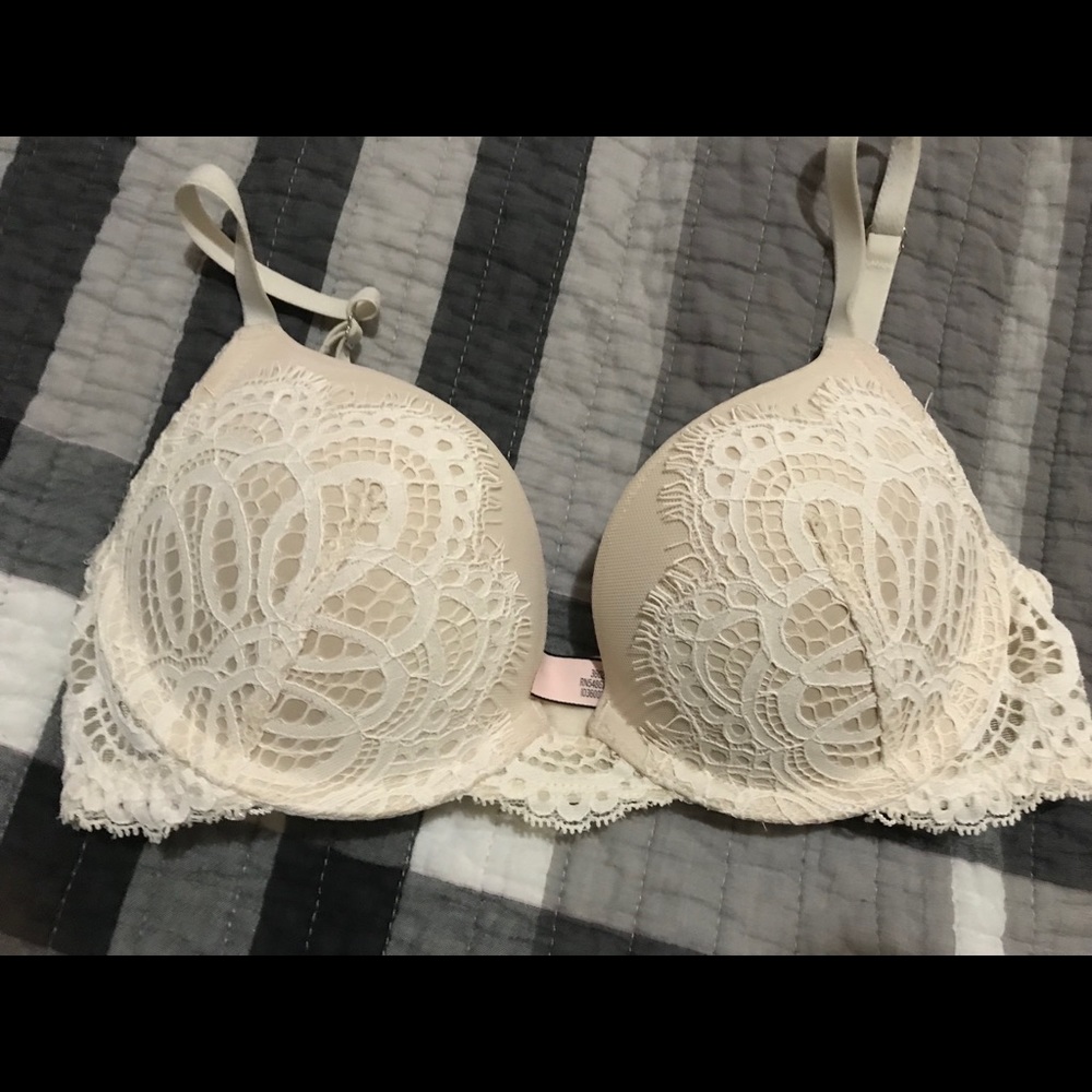 Victoria Secret Bra,  To big used a couple times
